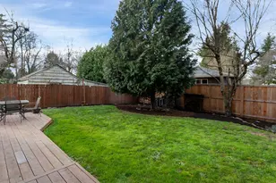 5205 NE Simpson St, Portland, OR 97218 - Photo 34