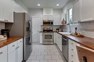 5205 NE Simpson St, Portland, OR 97218 - Photo 14