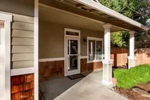 5205 NE Simpson St, Portland, OR 97218 - Photo 6