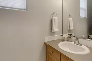 5205 NE Simpson St, Portland, OR 97218 - Photo 18