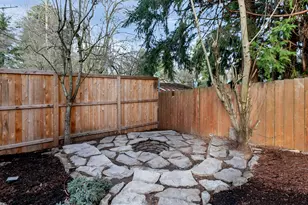 5205 NE Simpson St, Portland, OR 97218 - Photo 36