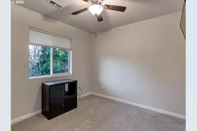 5205 NE Simpson St, Portland, OR 97218 - Photo 32