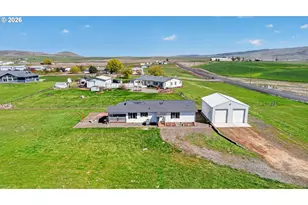 47 Van Hoy Rd, Goldendale, WA 98620 - Photo 2