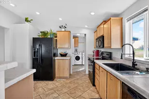 47 Van Hoy Rd, Goldendale, WA 98620 - Photo 12