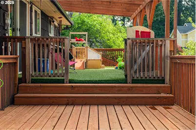 14124 SE Mill St, Portland, OR 97233 - Photo 30