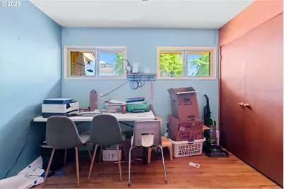 14124 SE Mill St, Portland, OR 97233 - Photo 12