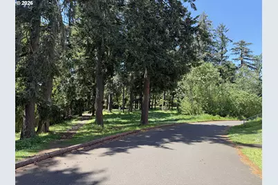 18205 Stonewood Dr, Gladstone, OR 97027 - Photo 46
