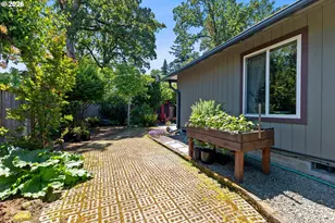 18205 Stonewood Dr, Gladstone, OR 97027 - Photo 36