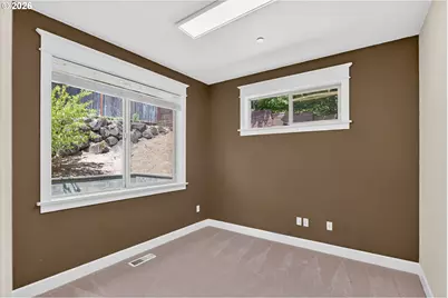 15185 SW Summerview Dr, Tigard, OR 97224 - Photo 10