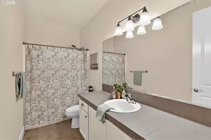 15185 SW Summerview Dr, Tigard, OR 97224 - Photo 18