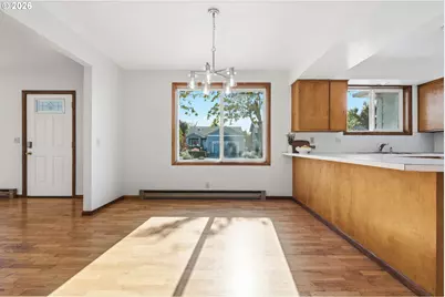 1424 T St, Springfield, OR 97477 - Photo 10