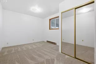 1424 T St, Springfield, OR 97477 - Photo 18