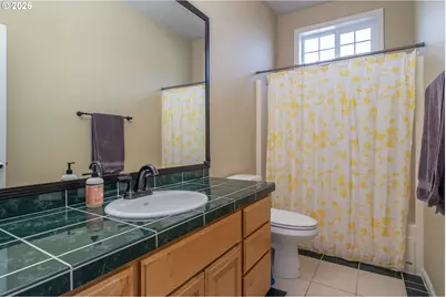 2290 NW Witherspoon Ave, Roseburg, OR 97471 - Photo 30