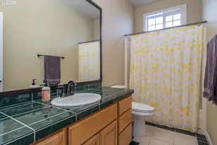 2290 NW Witherspoon Ave, Roseburg, OR 97471 - Photo 30