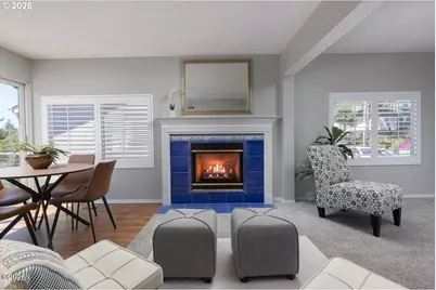 860 SW 10th St, Lincoln City, OR 97367 - Photo 8