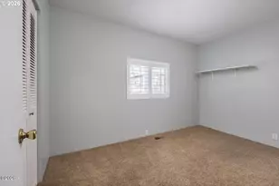 860 SW 10th St, Lincoln City, OR 97367 - Photo 22