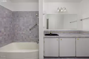 860 SW 10th St, Lincoln City, OR 97367 - Photo 26