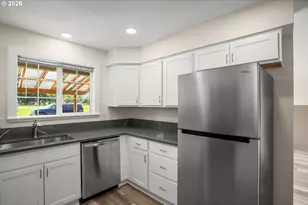 400 NW 6th Ave, Canby, OR 97013 - Photo 12