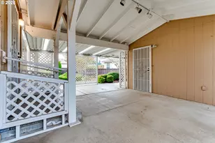 5320 Burke St, Eugene, OR 97402 - Photo 20