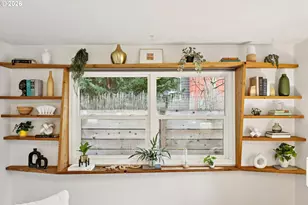 8524 N St Johns Ave, Portland, OR 97203 - Photo 8