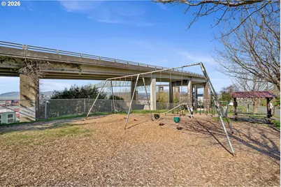 301 Alameda Ave, Astoria, OR 97103 - Photo 28