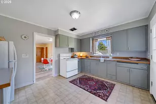 301 Alameda Ave, Astoria, OR 97103 - Photo 8