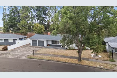 1315 Lehigh Way, Albany, OR 97322 - Photo 2