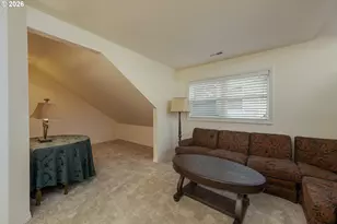 15786 NW Clubhouse Dr, Portland, OR 97229 - Photo 16