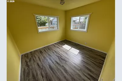197 N 13th St, Lakeside, OR 97449 - Photo 14