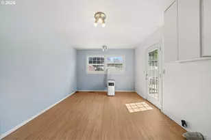 830 S 7th St, Cottage Grove, OR 97424 - Photo 14