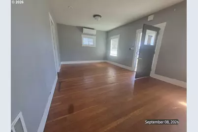 1902 10th St, Tillamook, OR 97141 - Photo 14