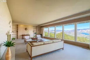 115 W Scenic Dr, The Dalles, OR 97058 - Photo 10