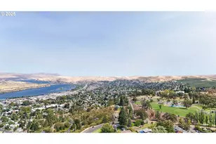 115 W Scenic Dr, The Dalles, OR 97058 - Photo 40