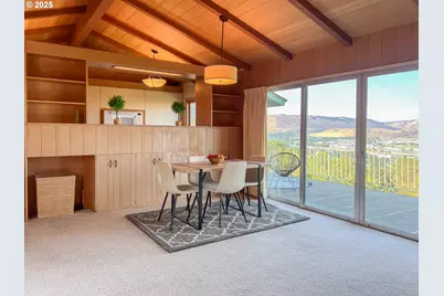 115 W Scenic Dr, The Dalles, OR 97058 - Photo 20