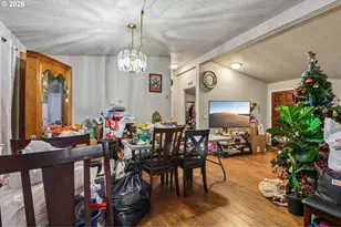 301 E Columbia Dr, Newberg, OR 97132 - Photo 6