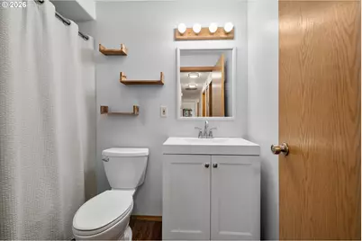 1843 SE Moorwood Ct, Bend, OR 97702 - Photo 22