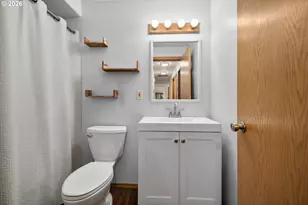 1843 SE Moorwood Ct, Bend, OR 97702 - Photo 22