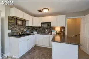 89796 Sea Breeze Dr, Warrenton, OR 97146 - Photo 40