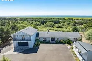 89796 Sea Breeze Dr, Warrenton, OR 97146 - Photo 1