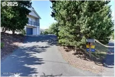 89796 Sea Breeze Dr, Warrenton, OR 97146 - Photo 10