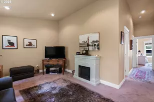 920 Hemlock St, Florence, OR 97439 - Photo 22