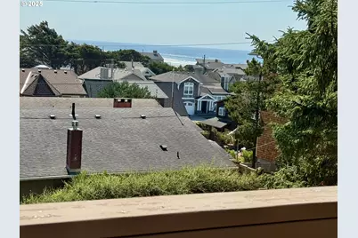 131 W Nebesna St, Cannon Beach, OR 97110 - Photo 26