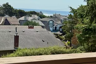 131 W Nebesna St, Cannon Beach, OR 97110 - Photo 26