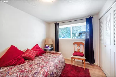 2190 Pierce St, Eugene, OR 97405 - Photo 6