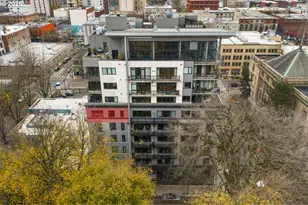 300 NW 8th Ave, Portland, OR 97209 - Photo 32