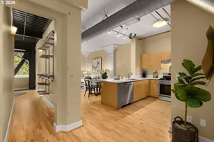 300 NW 8th Ave, Portland, OR 97209 - Photo 26