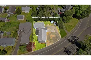 1955 Maple St, North Bend, OR 97459 - Photo 4