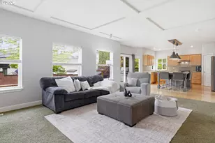 7669 SW Roanoke Dr, Wilsonville, OR 97070 - Photo 8