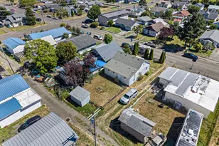 1057 Greenwood Ave, Reedsport, OR 97467 - Photo 20