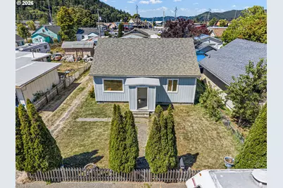 1057 Greenwood Ave, Reedsport, OR 97467 - Photo 4